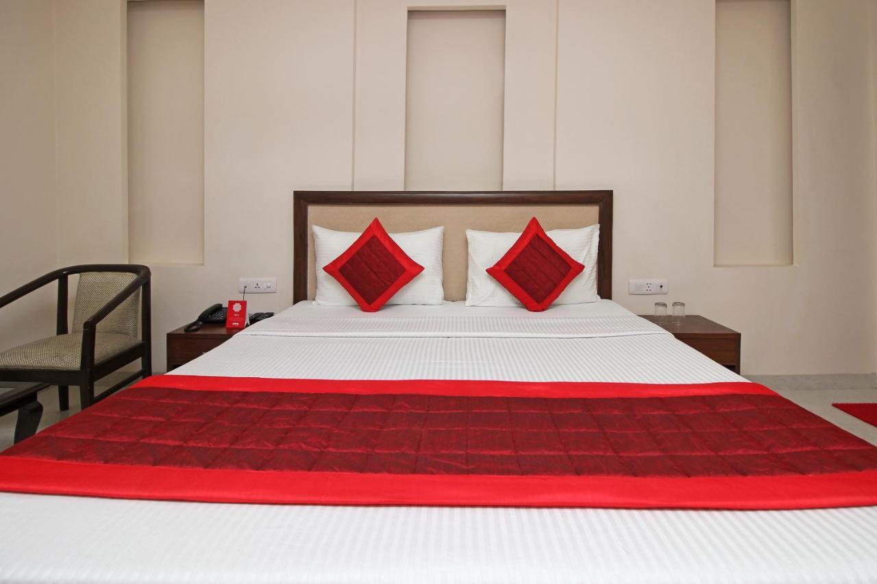 Oyo Hotel Blu Pebbles Near Delhi Airport New Delhi Exterior photo