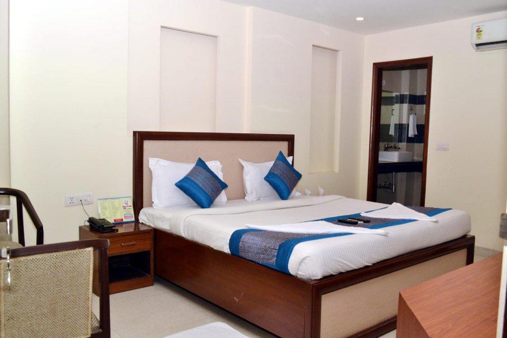 Oyo Hotel Blu Pebbles Near Delhi Airport New Delhi Exterior photo