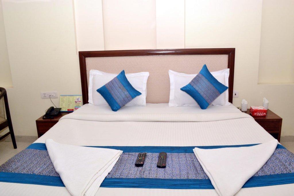 Oyo Hotel Blu Pebbles Near Delhi Airport New Delhi Exterior photo