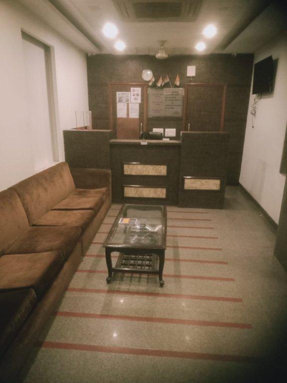 Oyo Hotel Blu Pebbles Near Delhi Airport New Delhi Exterior photo